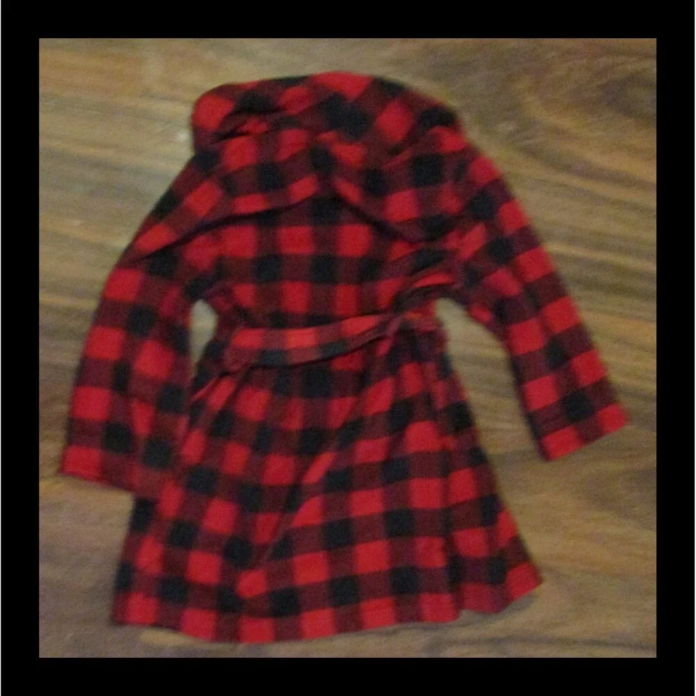 Wondershop Kids Red & Black Plaid Robe Size 8